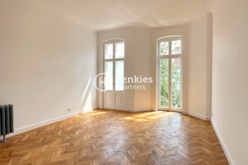 Eleganter Altbau in direkter Nähe zum Olivaer Platz, 10707 Berlin, Etagenwohnung