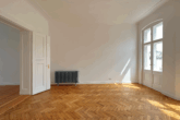 Wohnzimmer mit angrenzendem Essbereich - Stilvoller Altbau unweit des Olivaer Platzes