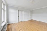 Schlafzimmer - Jugendstil-Investment mit Entwicklungspotenzial