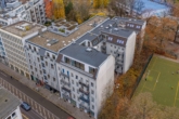 Drohnenaufnahme - Wohnen am Puls der Hauptstadt – Sanierte Wohnung im Erstbezug