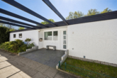 Hauseingang - Modernes Wohnen im stilvollen Bungalow