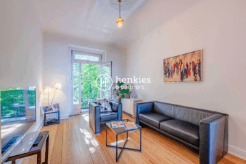 Stuck, Stil & Stadtleben – Zuhause in Winterhude, 22303 Hamburg, Etagenwohnung