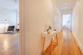 Flur - Stuck, Stil & Stadtleben – Zuhause in Winterhude