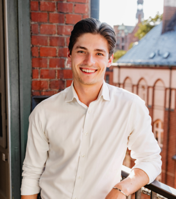 Max Emile Achilles, henkies & partners GmbH