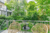 Balkon mit eigenem Garten - Architektur, die Erinnerungen bewahrt
