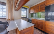 Küche - Modernes Apartment mit Weitblick im Mundsburg Tower
