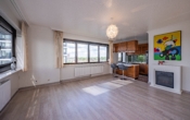 Wohnzimmer - Modernes Apartment mit Weitblick im Mundsburg Tower