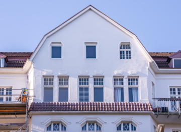 Ein Altbaujuwel – für kreative Köpfe mit Sinn für Design, 20249 Hamburg, Dachgeschosswohnung