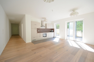 Sonnige EG-Wohnung mit großer Terrasse, 21075 Hamburg, Terrassenwohnung